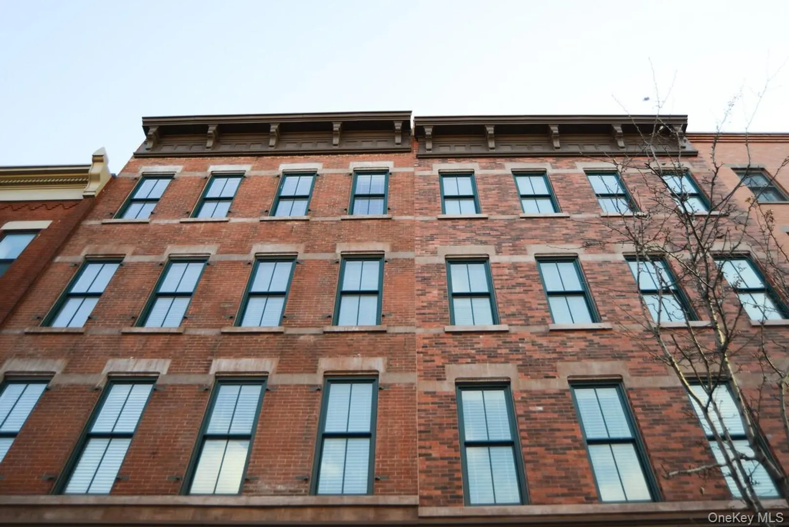 114 Greenpoint Avenue Photo 1