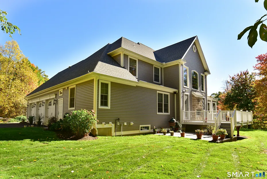 1 Kings Grant Road Photo 35