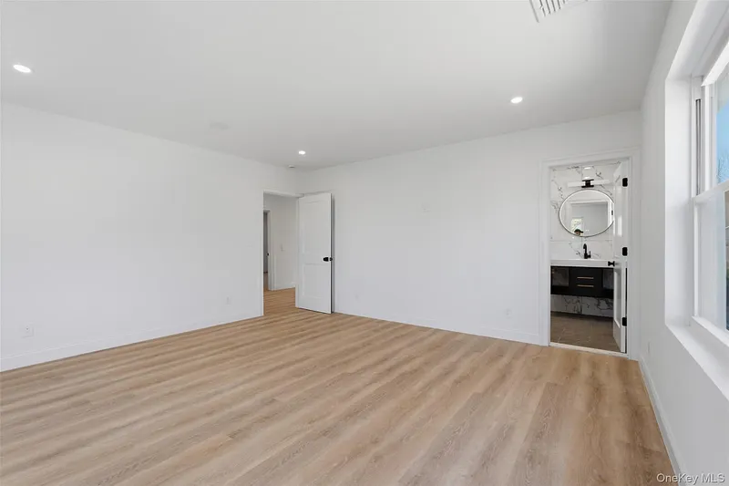 2800 Sarles Drive Photo 20
