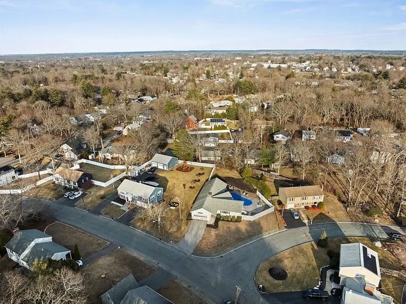 34 Inman Rd Photo 39