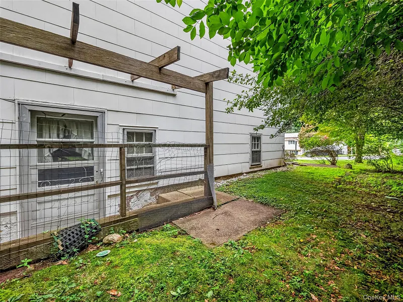 794 Brookridge Drive Photo 29