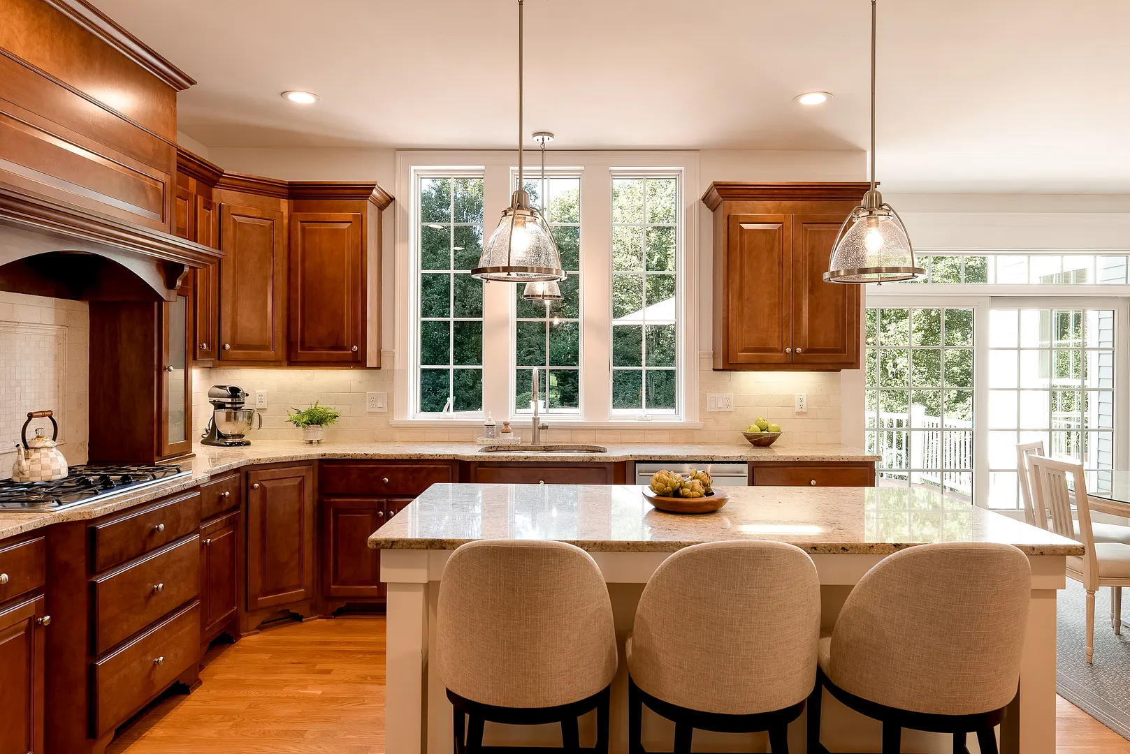 14 Highwood Crossing Photo 9