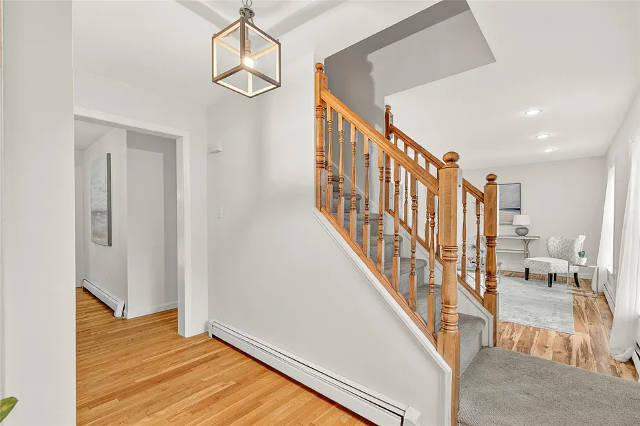 18 Jenkins Court Photo 9