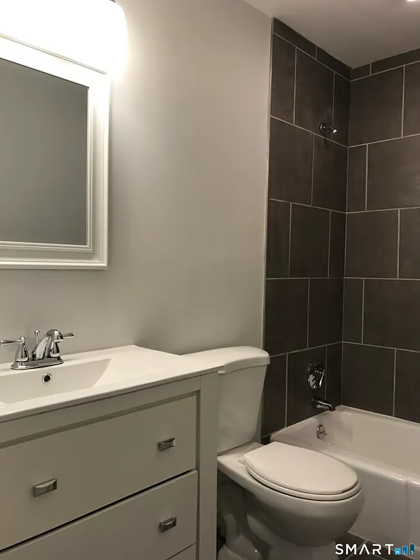 1218 Cromwell Hills Drive #1218 Photo 6