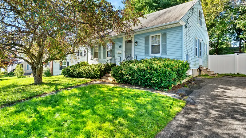 45 Kensington Ave Photo 1