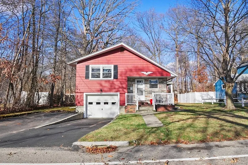 302 Field Street Photo 26