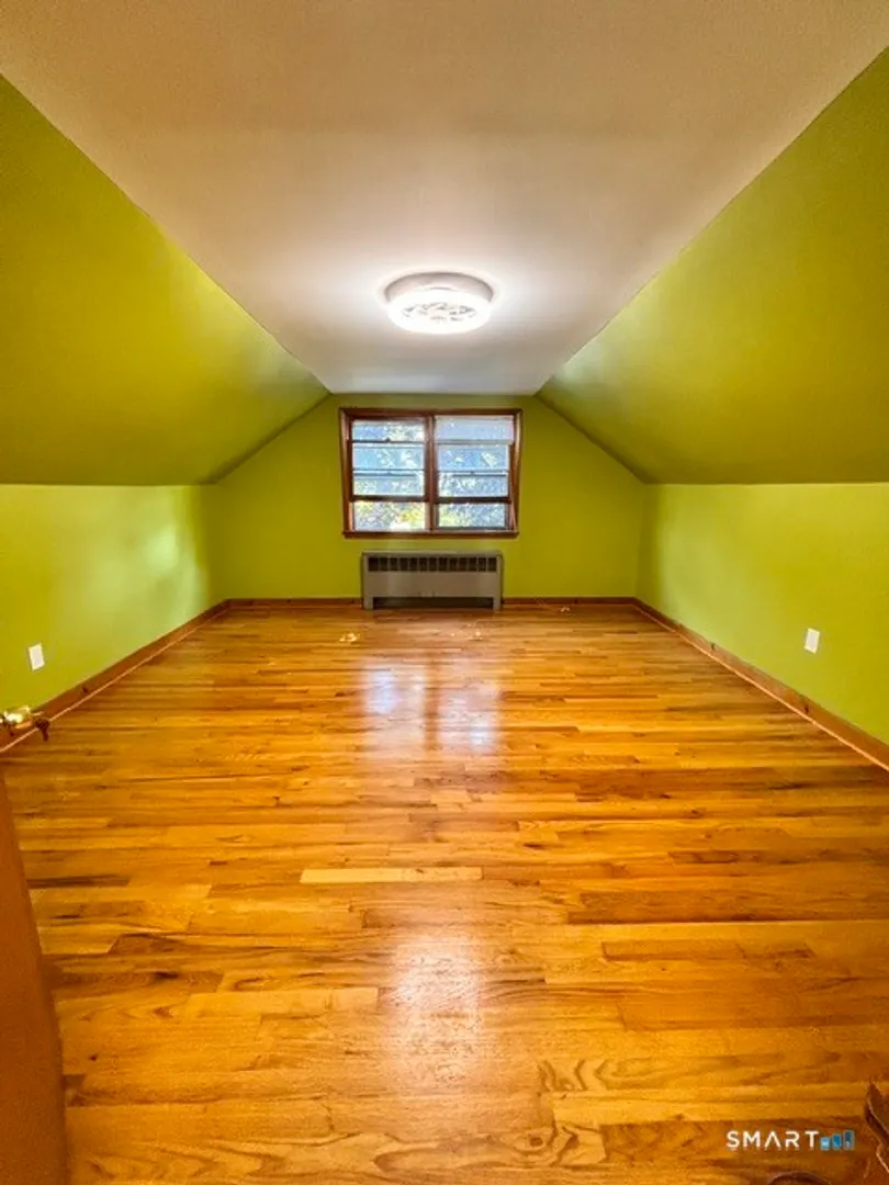26 Cumley Street Photo 14