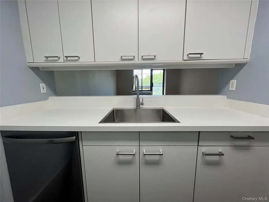 50 Columbus Avenue  #603 Photo 3