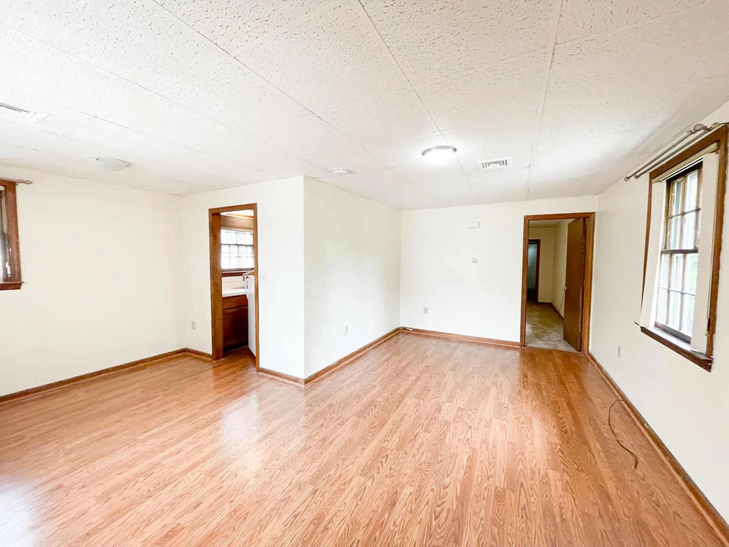 150 South Cherry Street Photo 4
