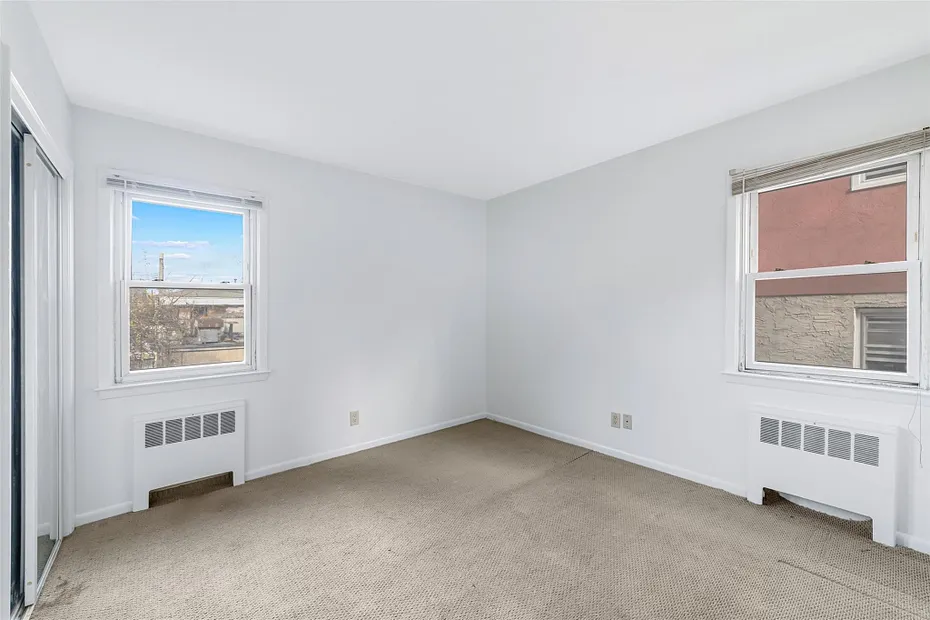 85 Stevens Avenue Photo 18