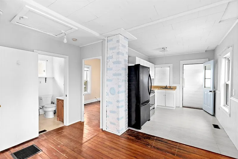 12 Fairmount Way Photo 23