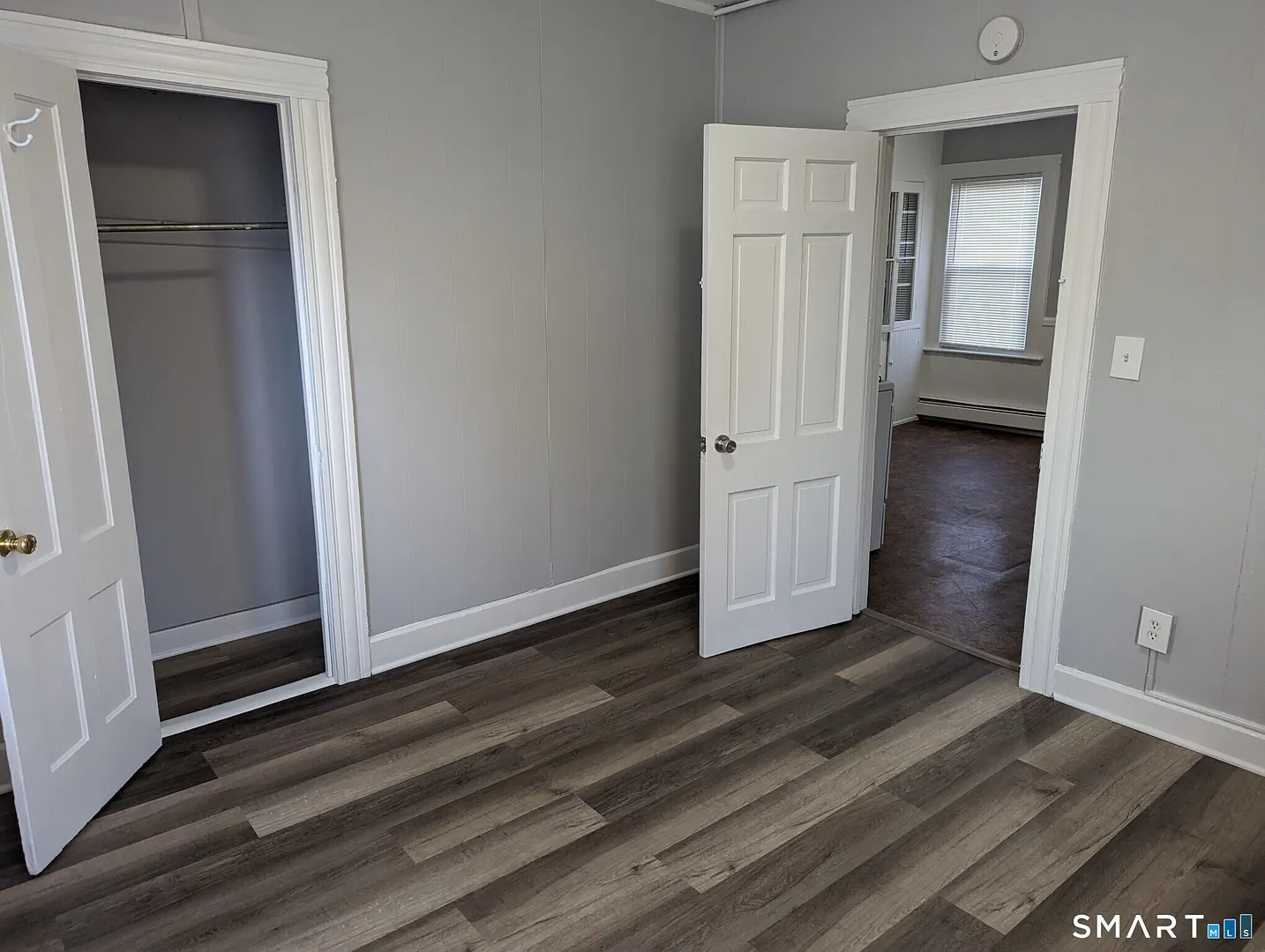 105 Rhodes Street Photo 5