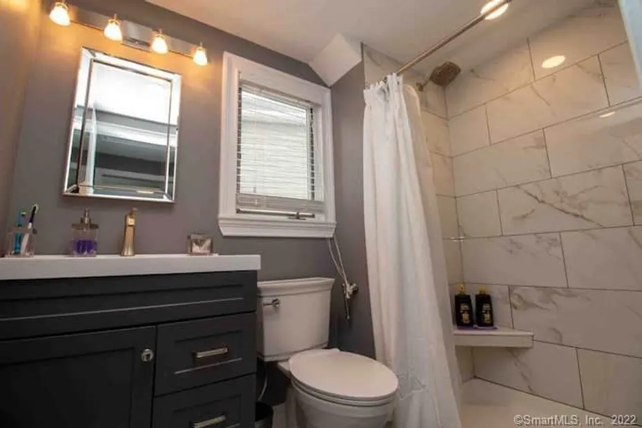 21 Groveway #21 Photo 12