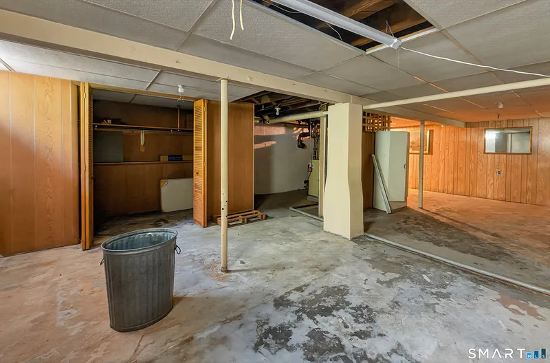 60 Gilbert Avenue Photo 24