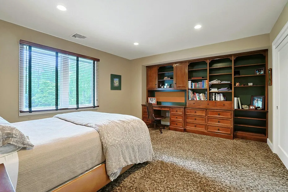 45 Jackson Road Photo 28