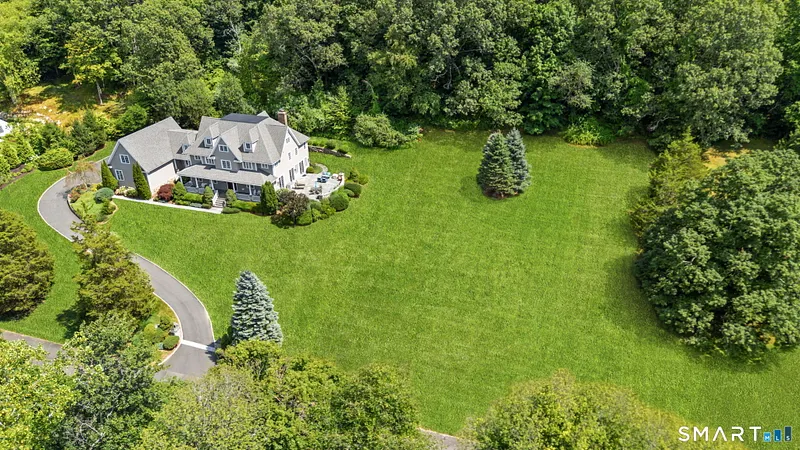 2 Longwood Drive Photo 1