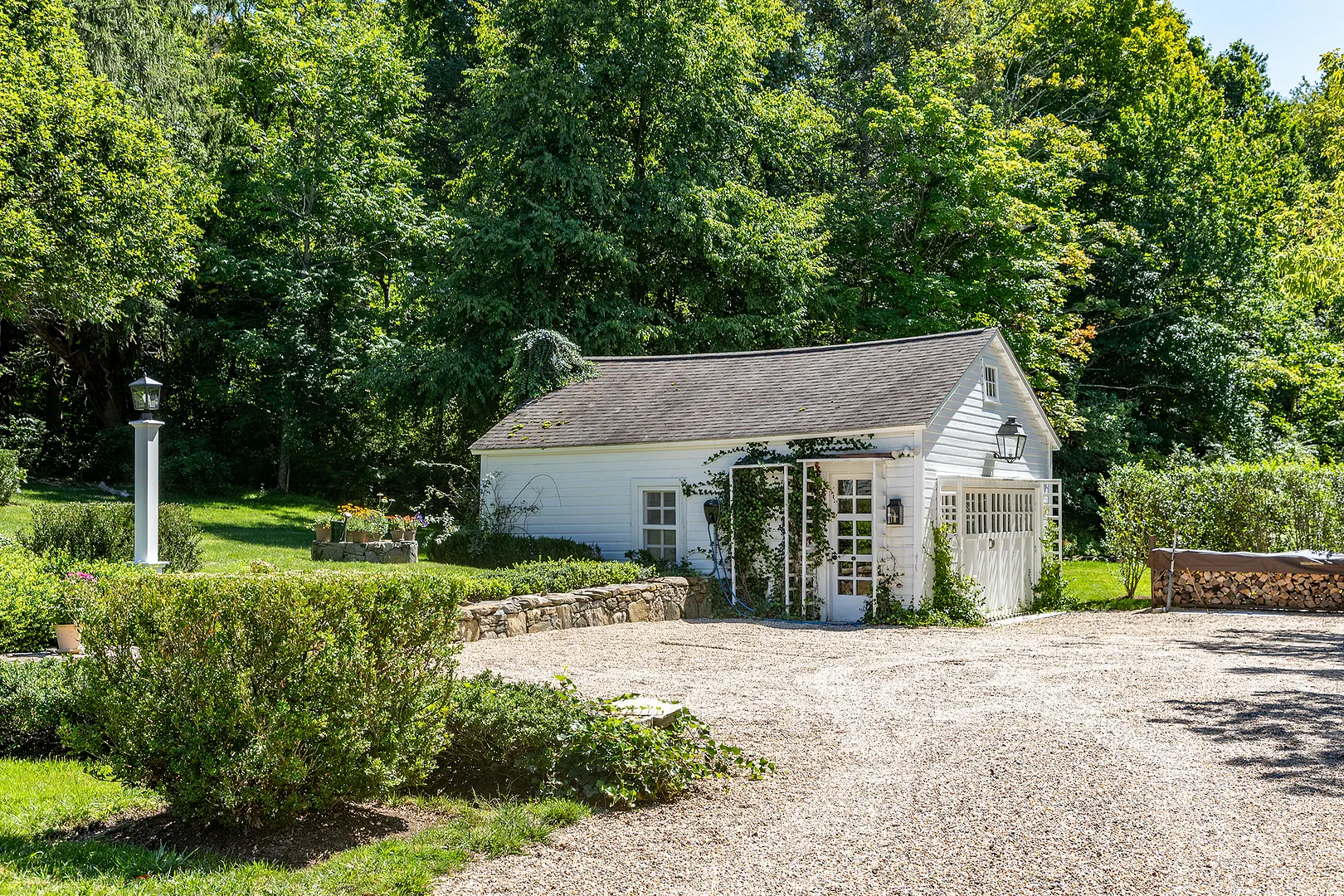 135 Wykeham Road Photo 26