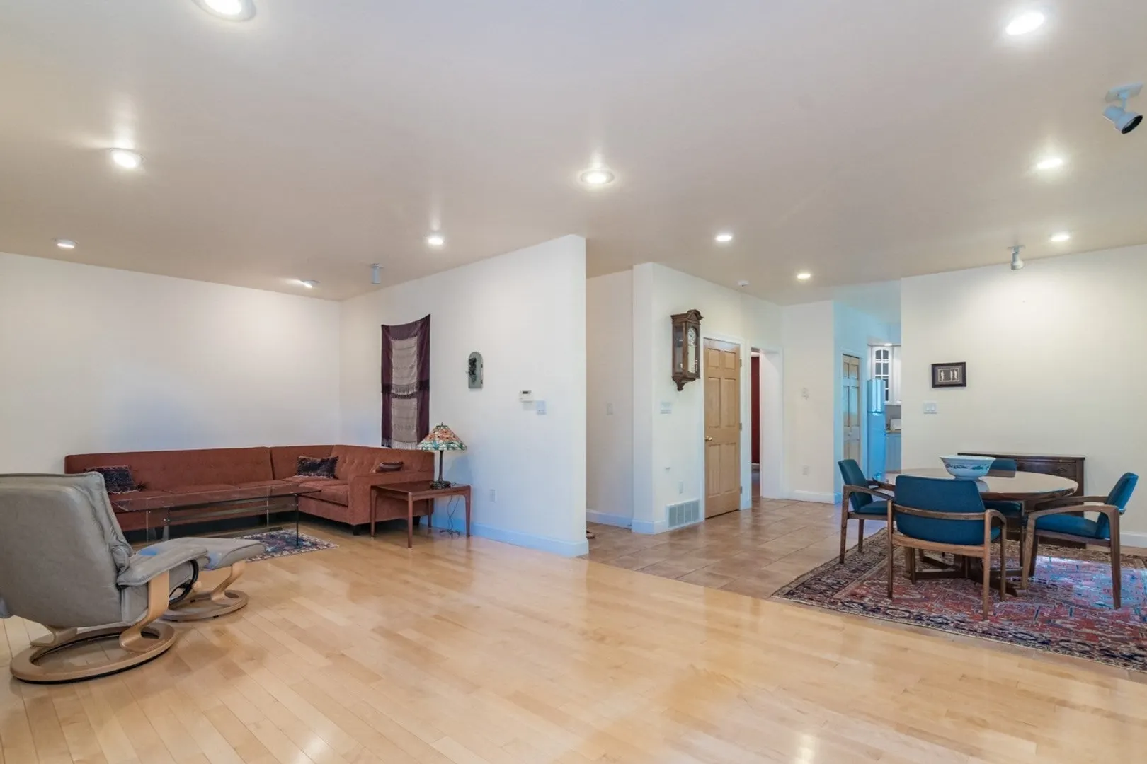 62 Fairview Ave Photo 7