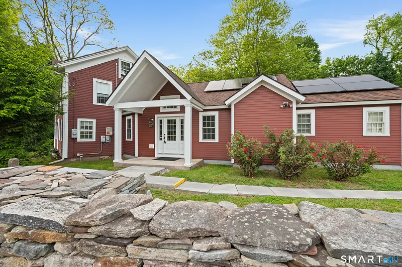539 Hopewell Road Photo 1