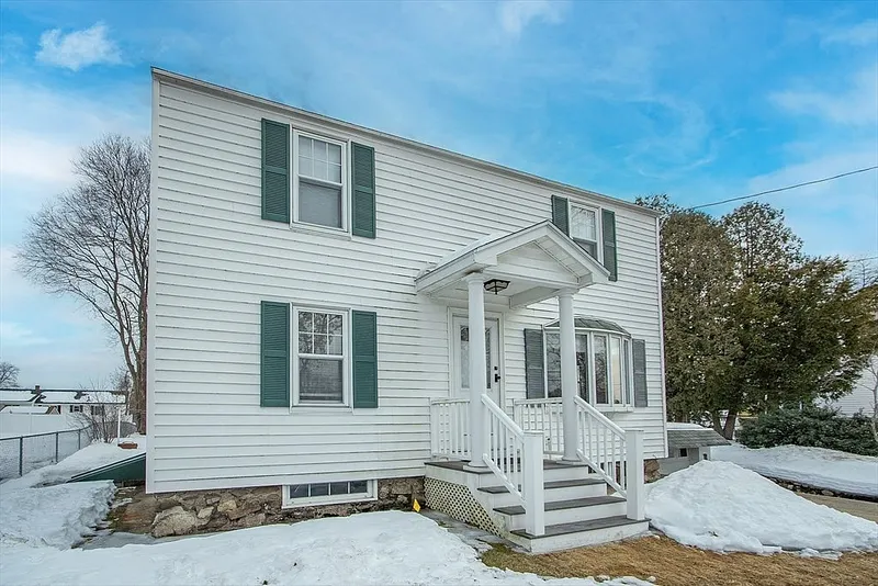 28 Birch Ave Photo 2