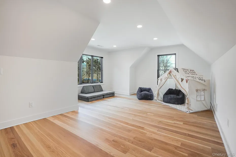 15 Dogwood Road Photo 28