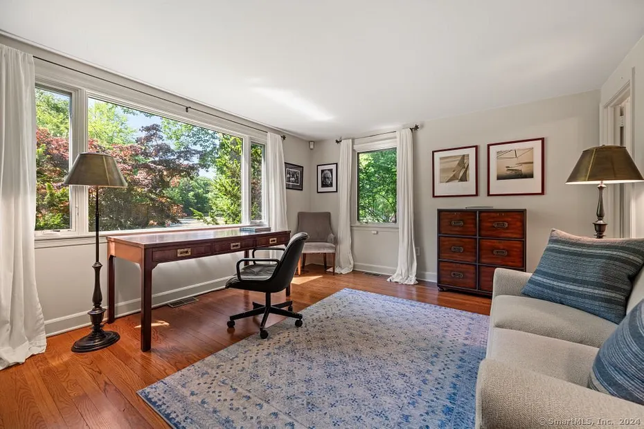 Stamford Single Family Photo 11