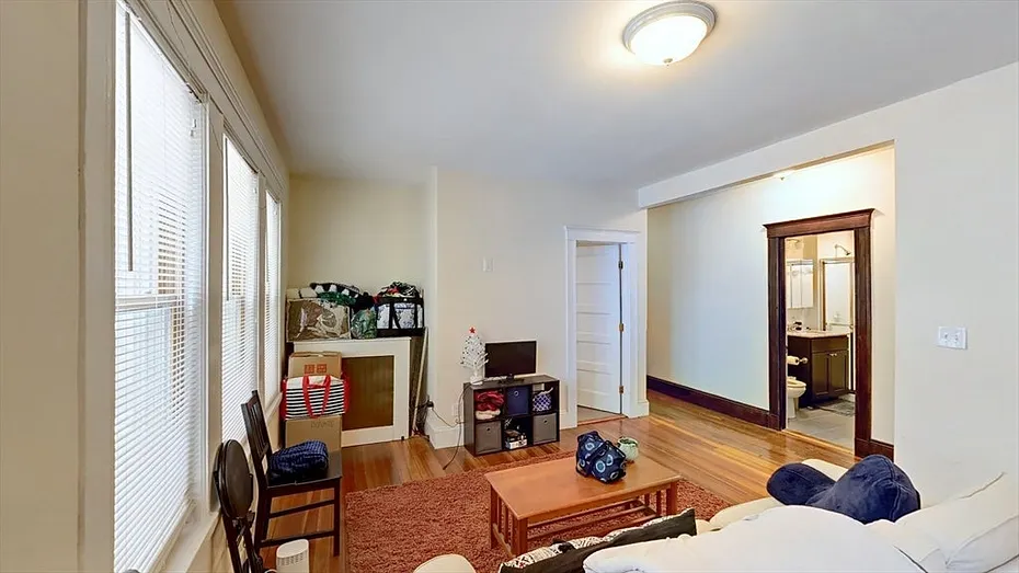 95 Hillside Street  #1 Photo 3