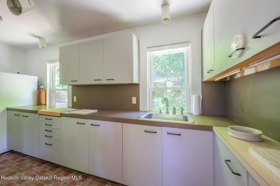 158 Knapp-carpenter Road Photo 7