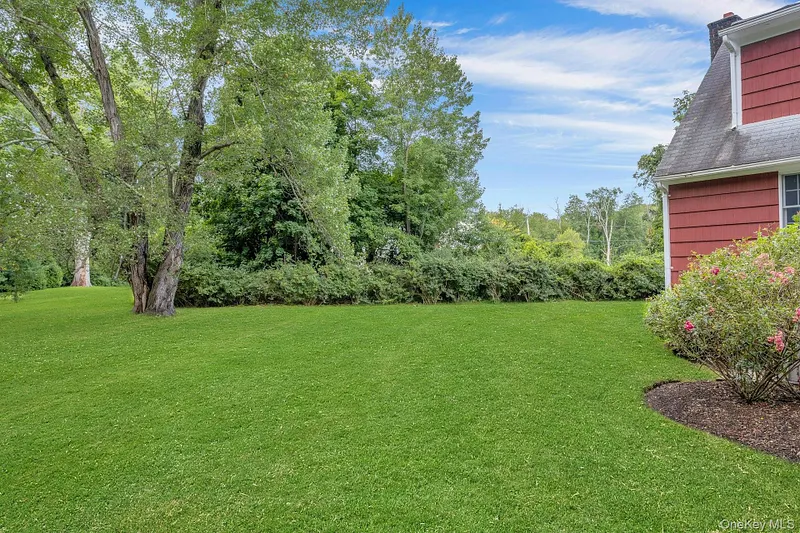 5 Spruce Pond Lane Photo 32