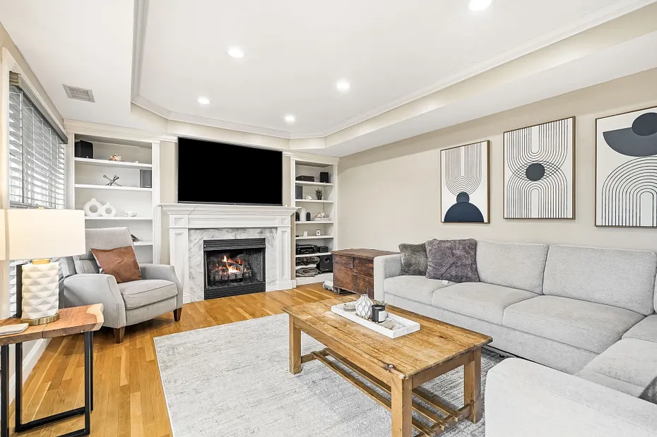 80 Third Avenue Photo 11