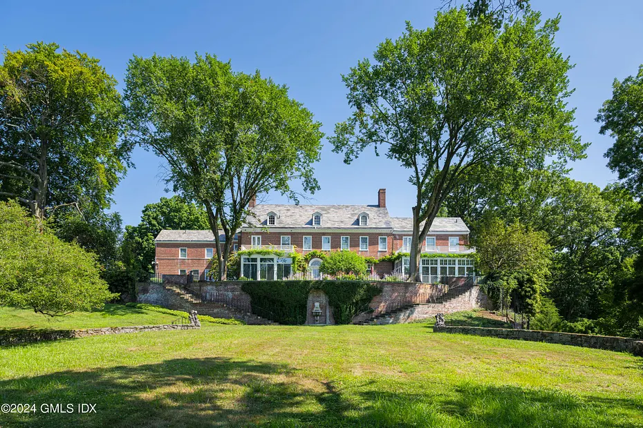 10 Cliffdale Road Photo 27