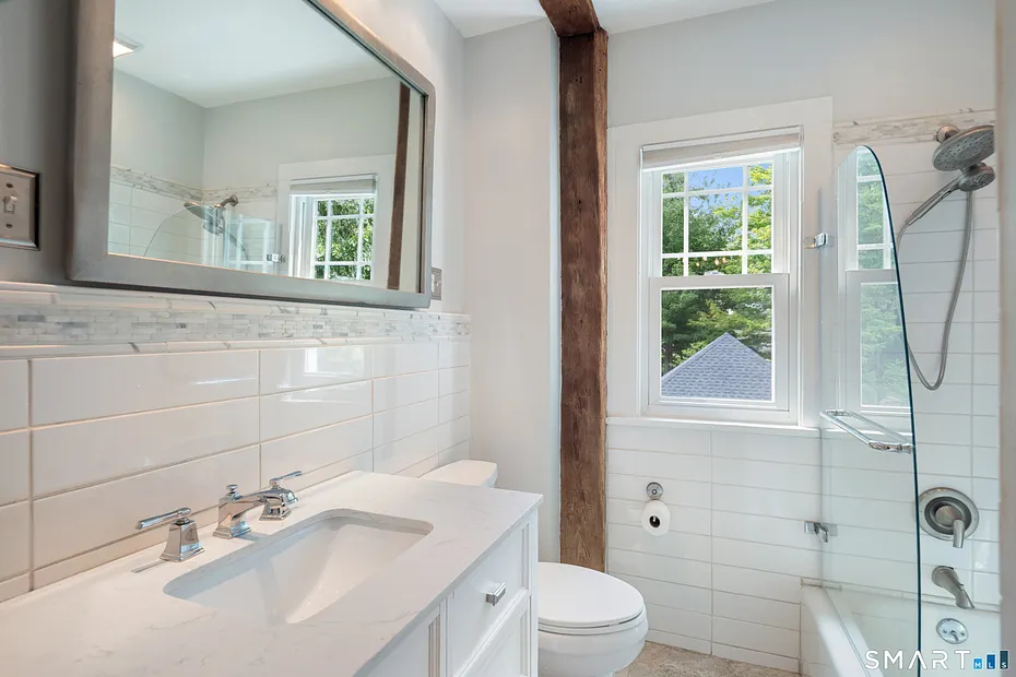 14 Partrick Lane Photo 23