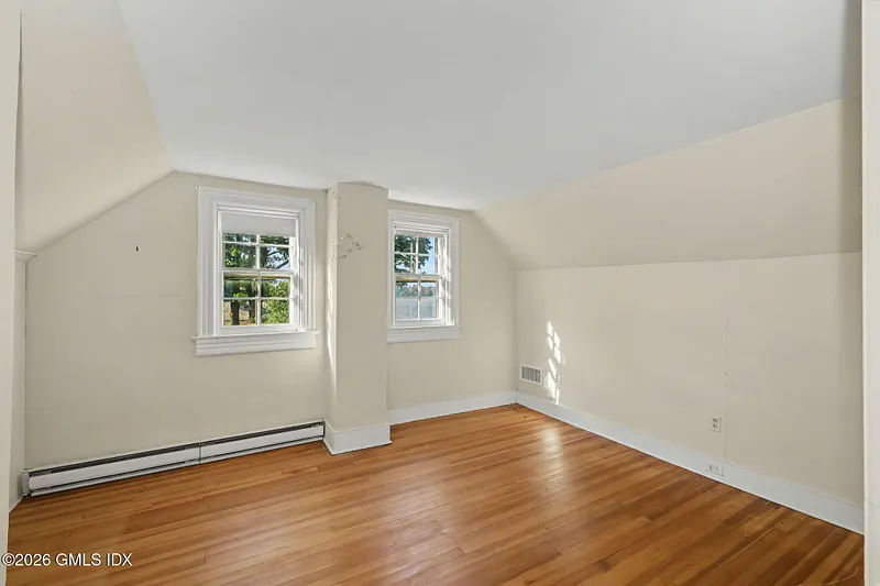 45 Glen Avon Drive Photo 15