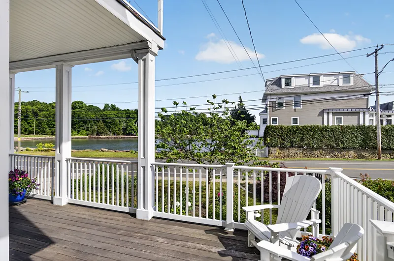 284 Shore Drive Photo 13