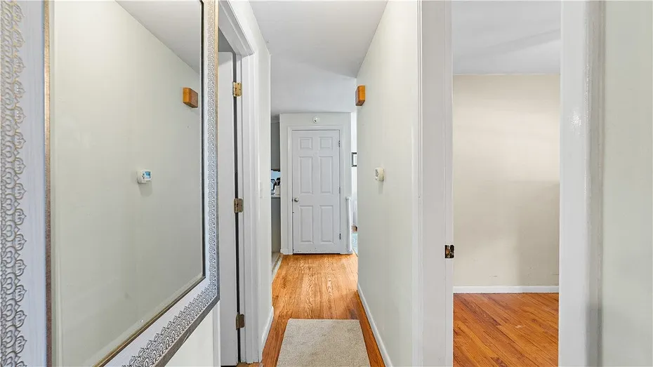 52 Brentwood Avenue Photo 23