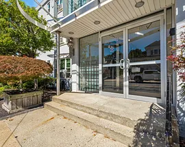 184 Pequot Avenue  #305