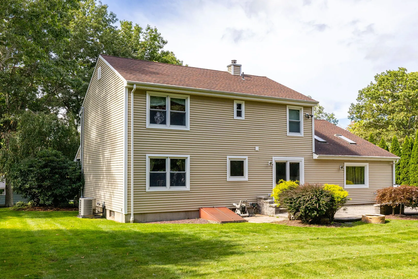 20 Alcott Road Photo 6