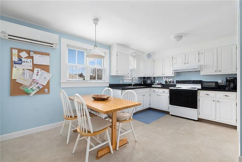 59 Mount Hope Avenue Photo 16