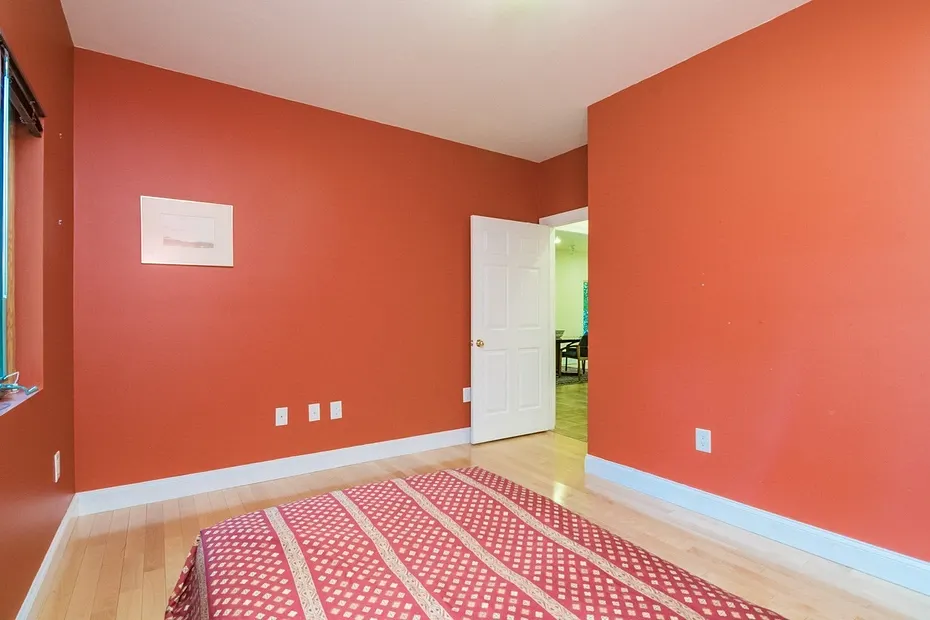 62 Fairview Ave Photo 16