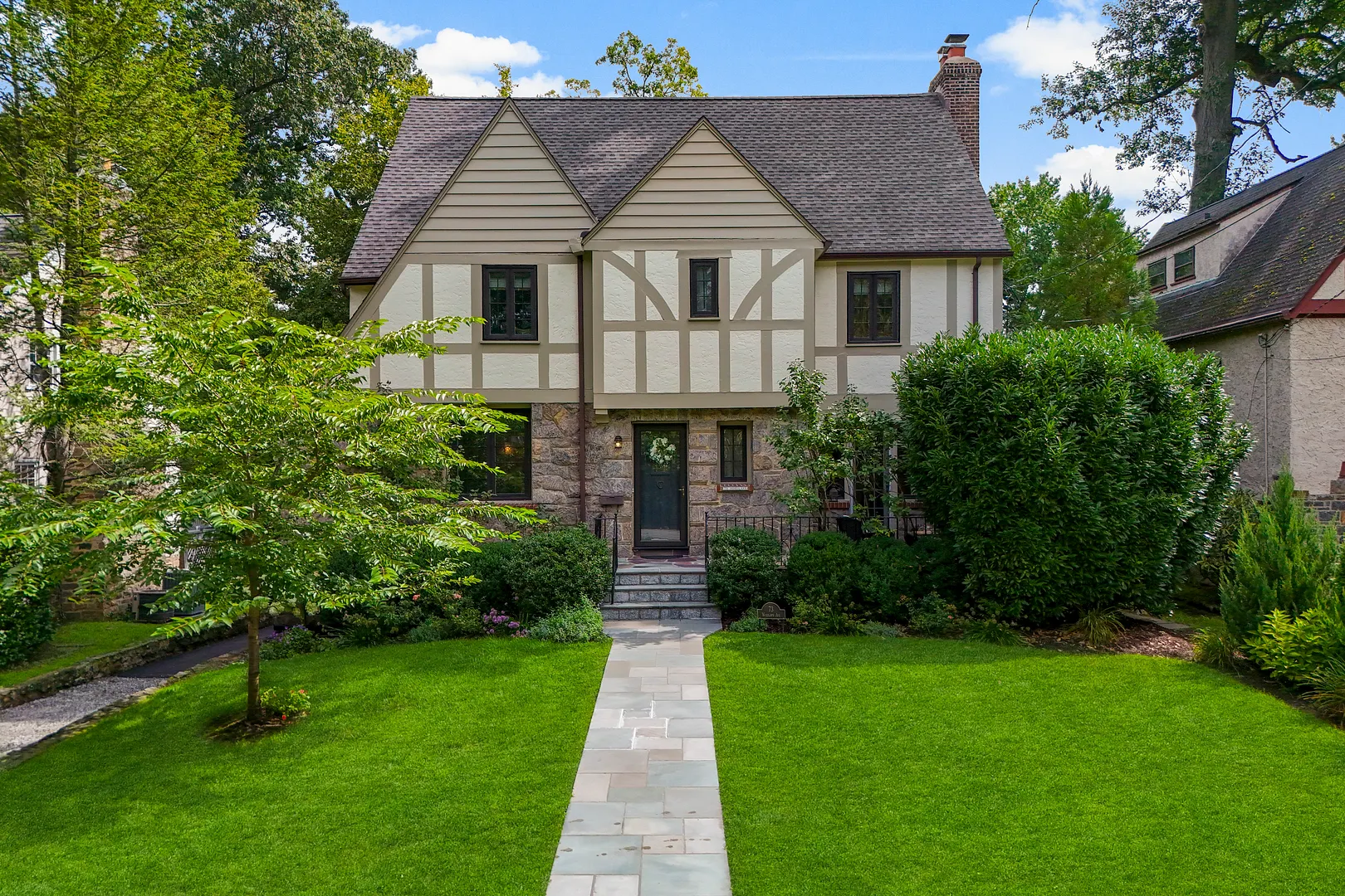 73 Woodlawn Avenue Photo 1