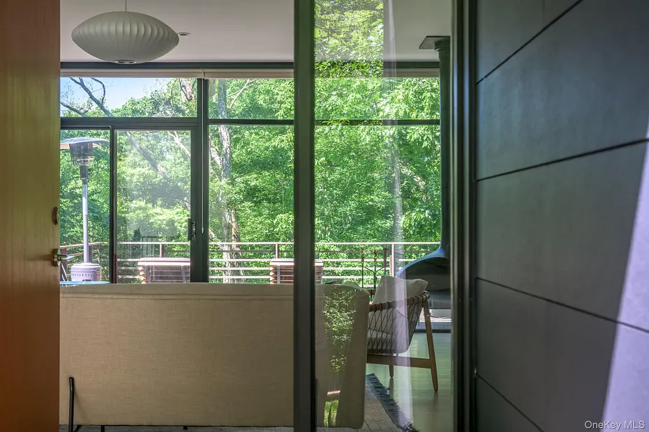 312 Sky Farm Road Photo 4