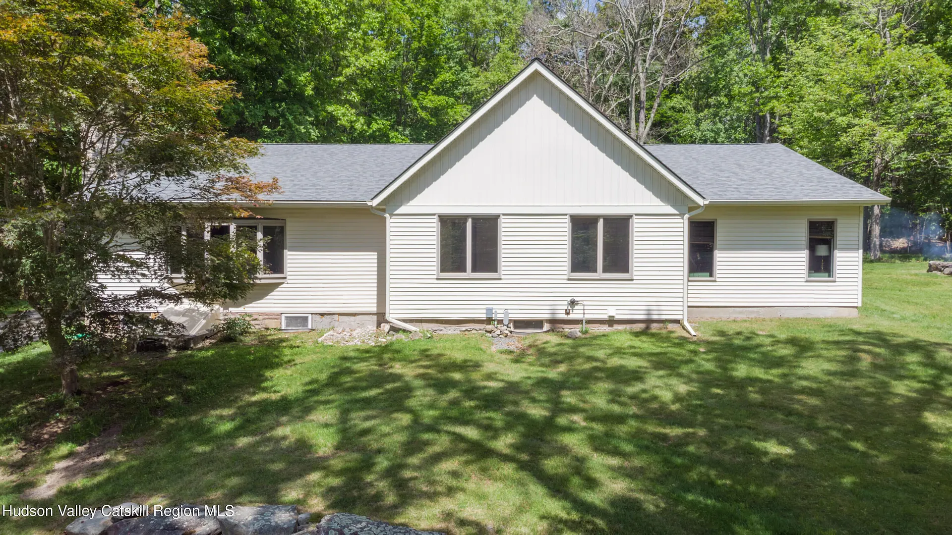57 Anderson Road Photo 38