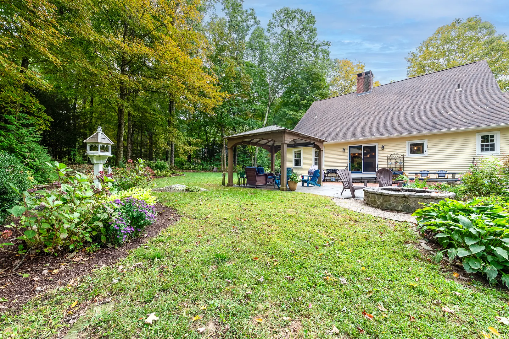 15 Hickory Hill Drive Photo 32
