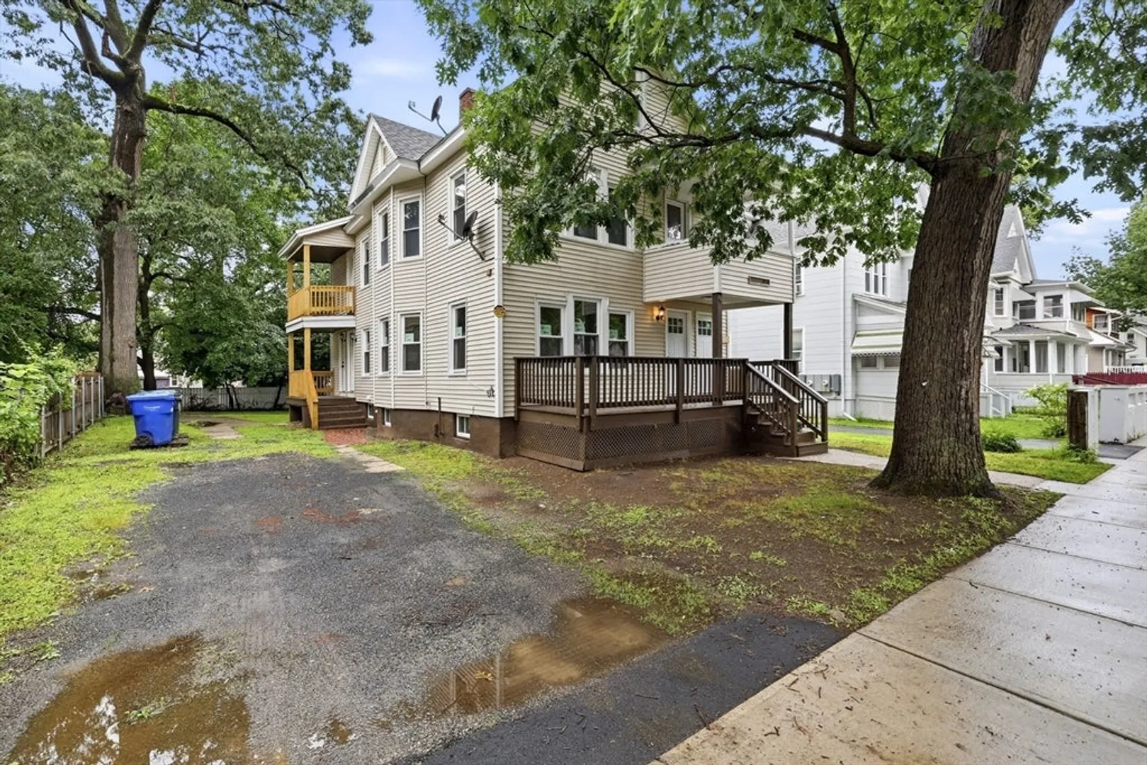 50-52 Sycamore St Photo 33