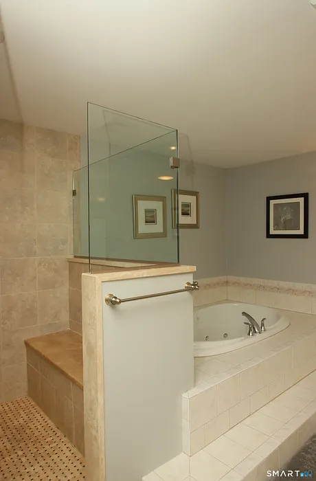 66 Wood Chase Lane Photo 26