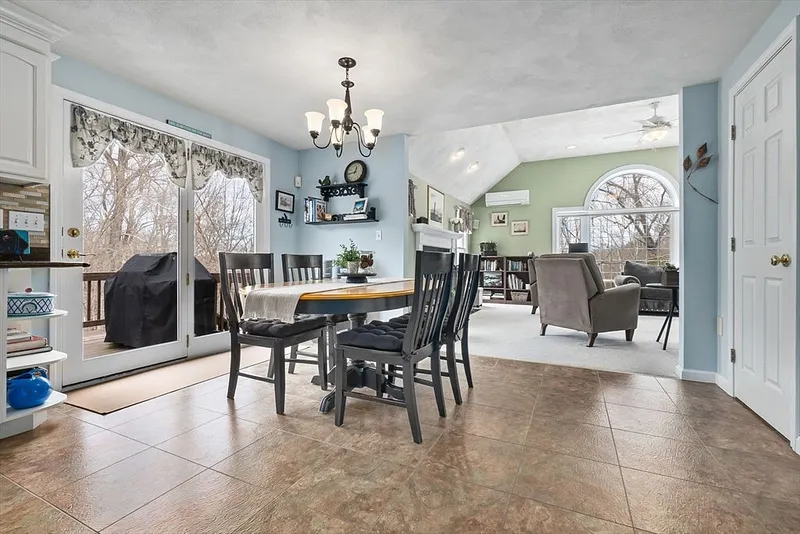 11 Barberry Ln Photo 7