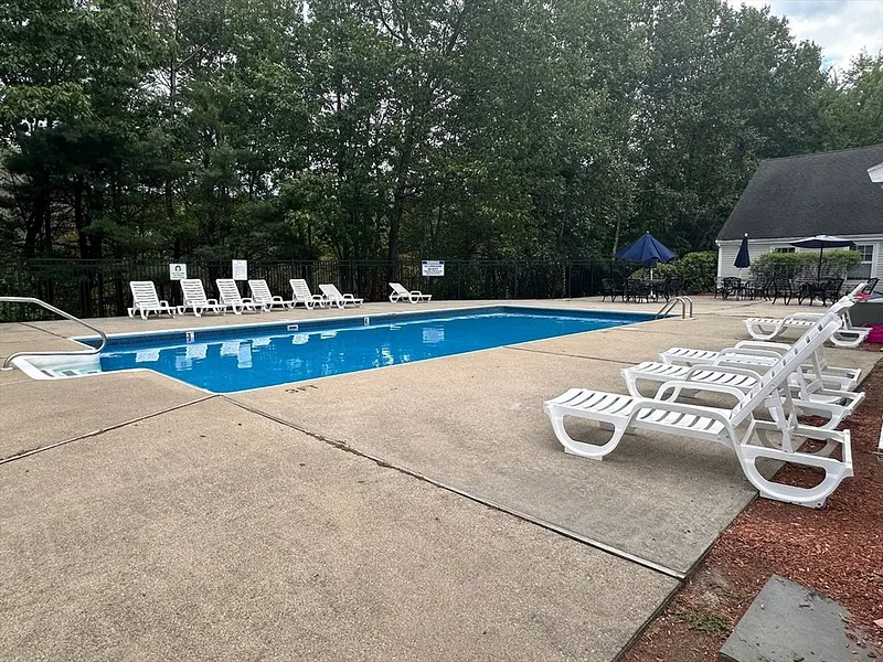 450 Brookside Dr  #B Photo 22