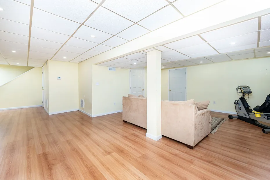 20 Alcott Road Photo 36