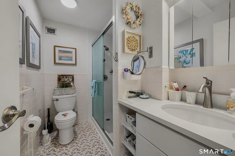 292 Pequot Avenue  #B2 Photo 21