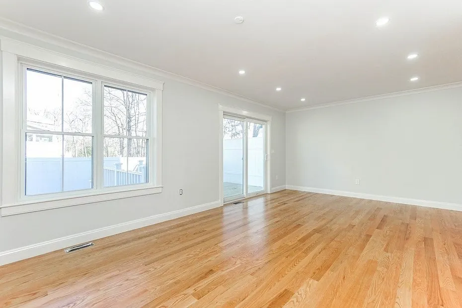 100 Kendall Avenue Photo 25